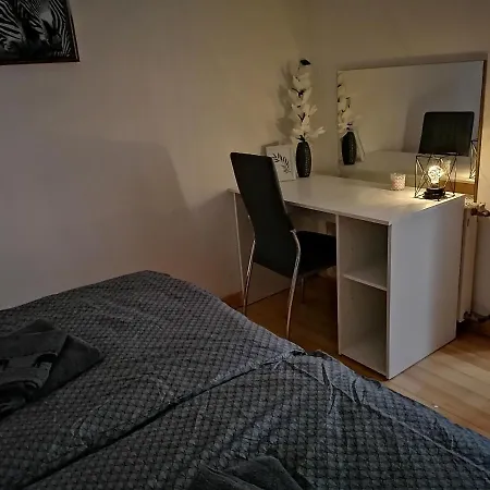 Diklo Dujmovic1 *