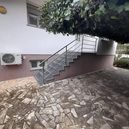 Diklo Dujmovic1 * Zadar